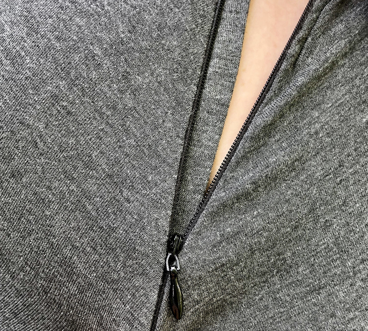Long-Sleeve-Zipper-Texture